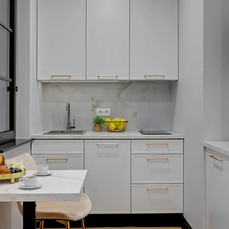 Doki Living & Foodhall By Downtown Apartment Gdansk