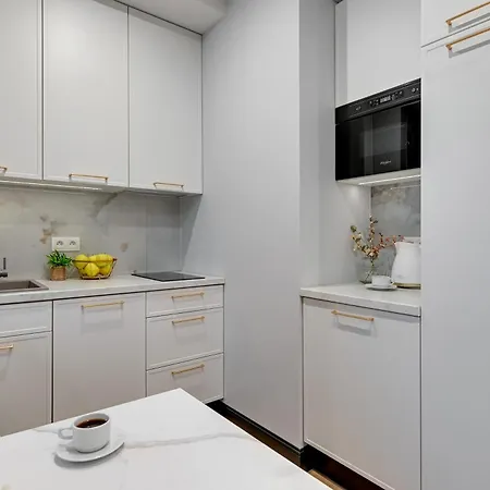 Apartment Doki Living & Foodhall By Downtown